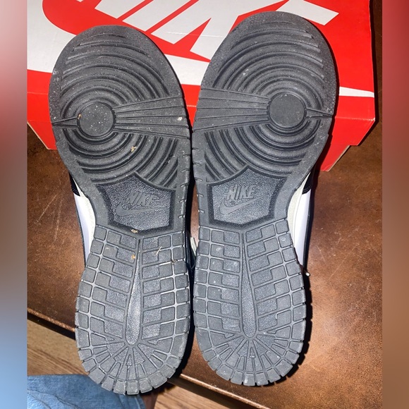 Womens Nike Dunks- Highs tops. Black/White. - Picture 5 of 6